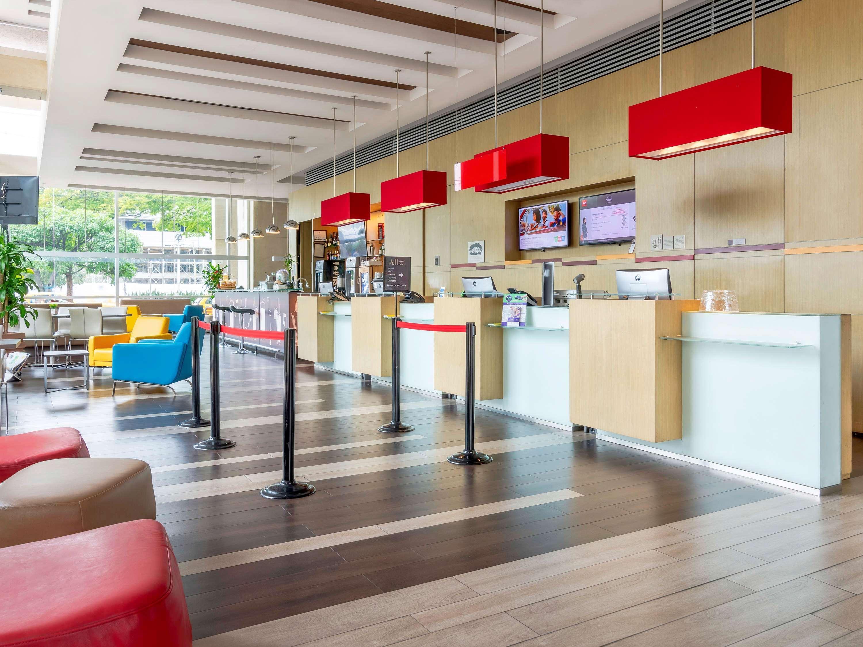 Ibis Medellin Hotell Eksteriør bilde