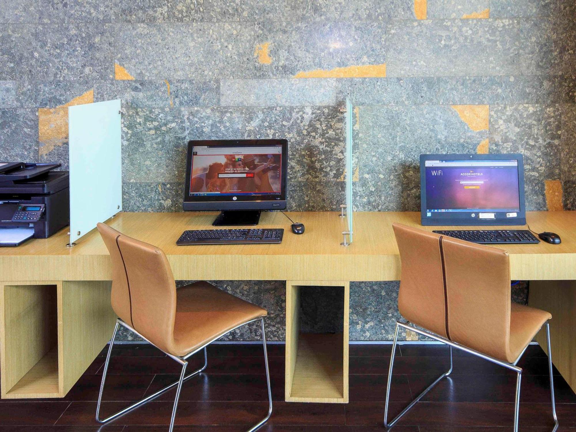 Ibis Medellin Hotell Eksteriør bilde