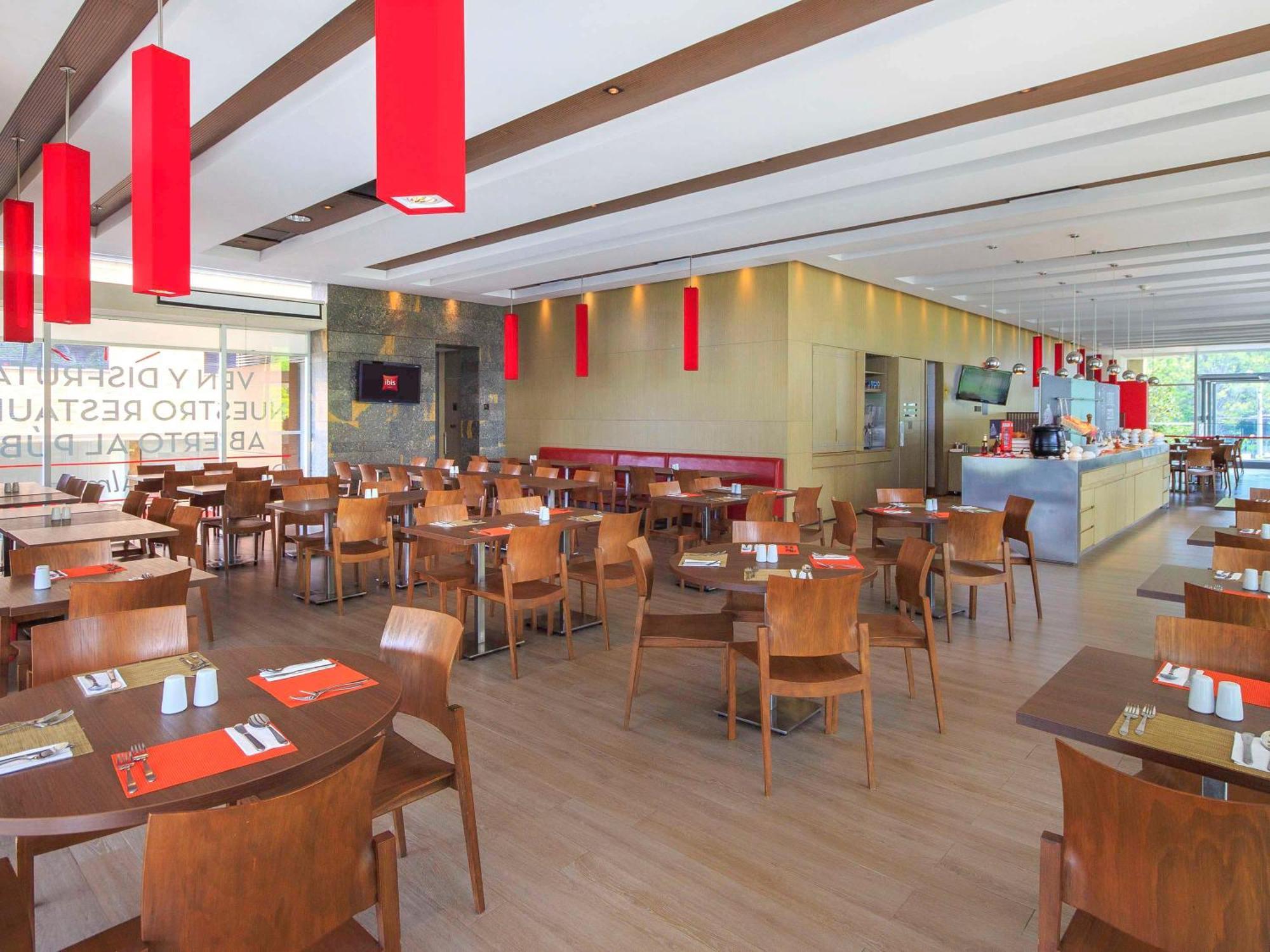 Ibis Medellin Hotell Eksteriør bilde