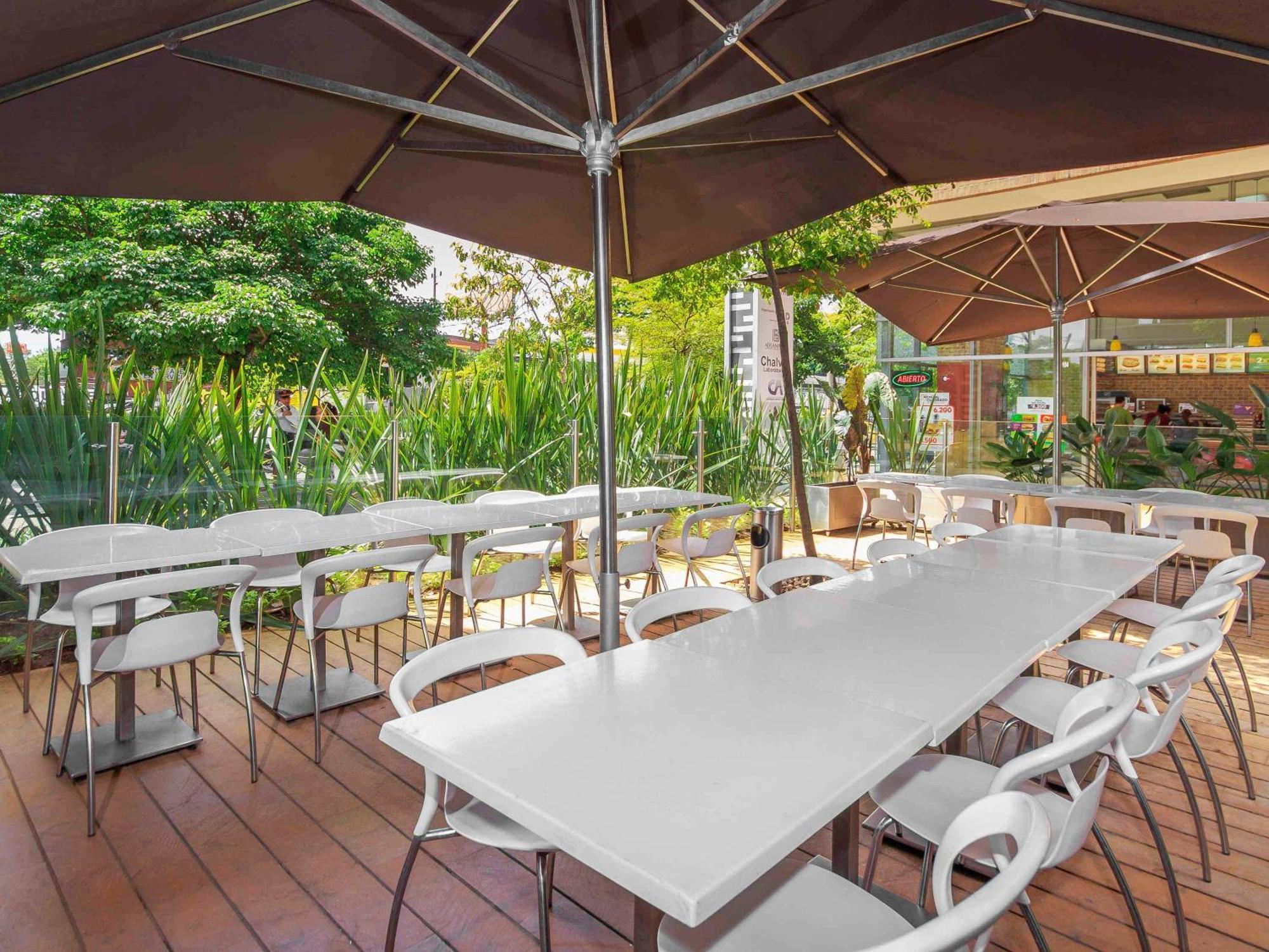 Ibis Medellin Hotell Eksteriør bilde
